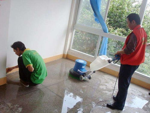 专业可靠 武汉东西湖钟点保洁家政服务，让家焕然一新